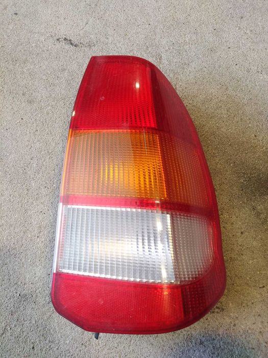 Farol Direito Mitsubishi Space Star DG