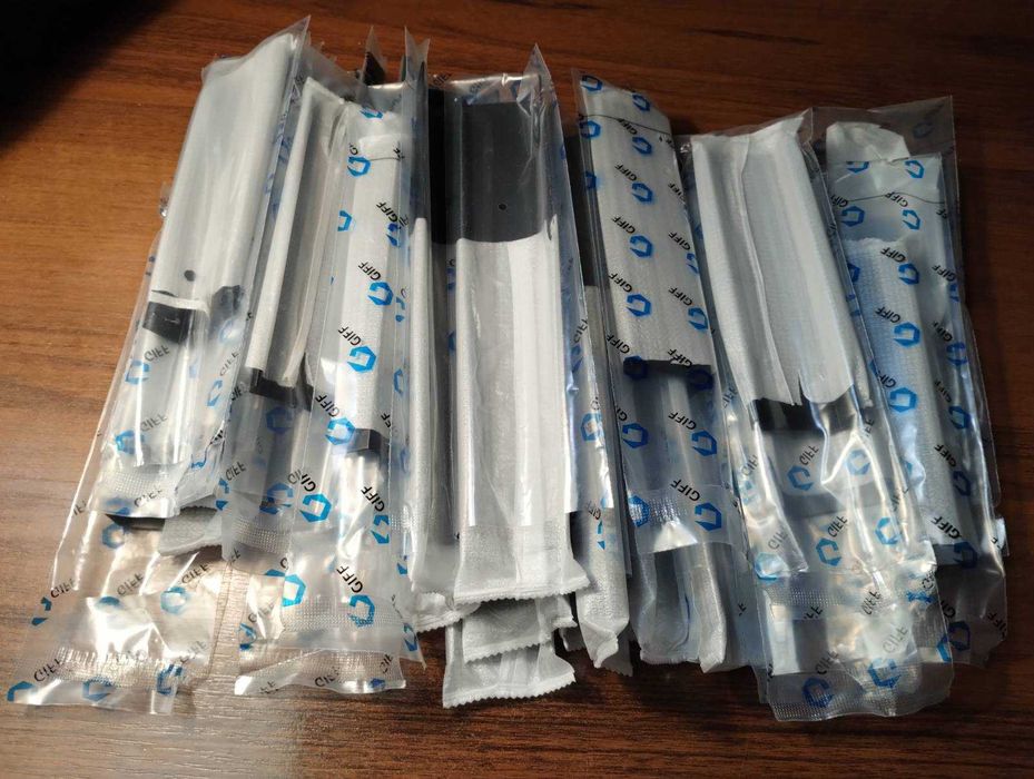 Меблева ручка торцева Bravo чорна 27 шт (три види) поштучно