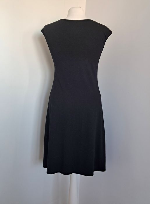 Czarna sukienka z wiskozy 36/38