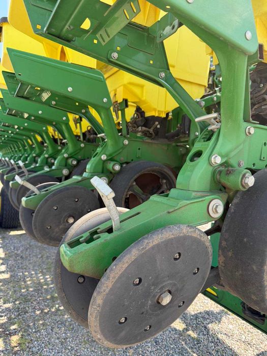 сівалка John Deere 1745 (16-рядна) 2017 рік