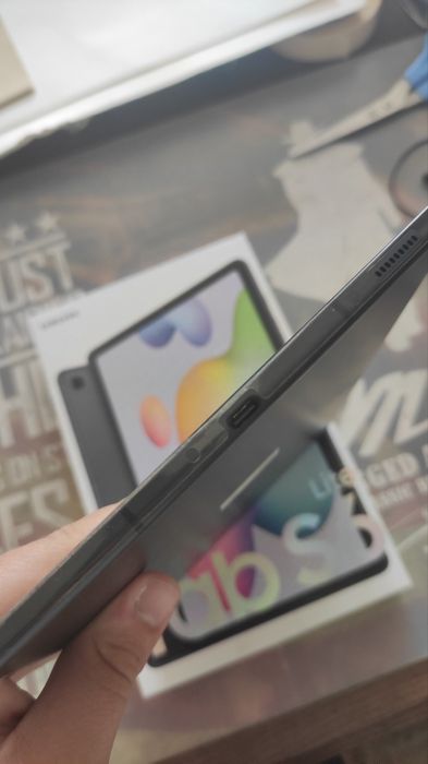 Samsung Galaxy Tab S6 lite