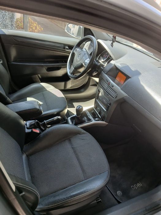 Opel Astra Caravan — fotografia 5