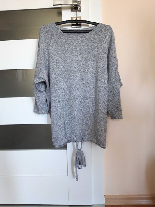 Szara bluzka rozmiar L/40 marka Reserved