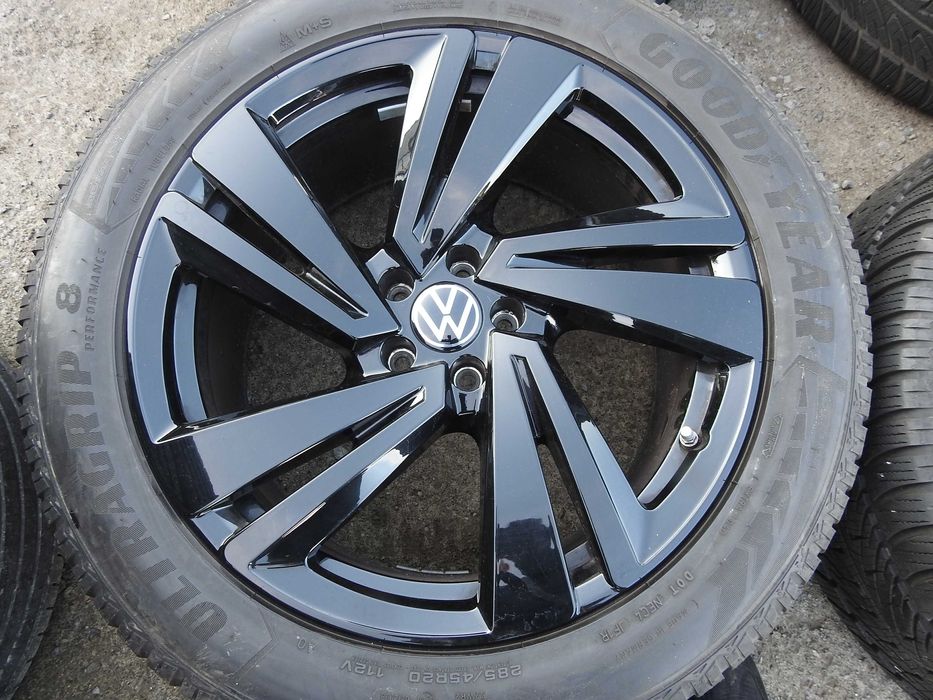 4xAlu VW 20'' 5x112 9J ET33  AUDI Q7 Q8 760 Oryginał Super stan TPMS
