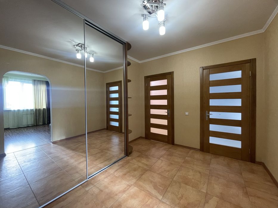 Актуально! Продам 3-кімнатну квартиру, Садовий проїзд, Єксклюзив