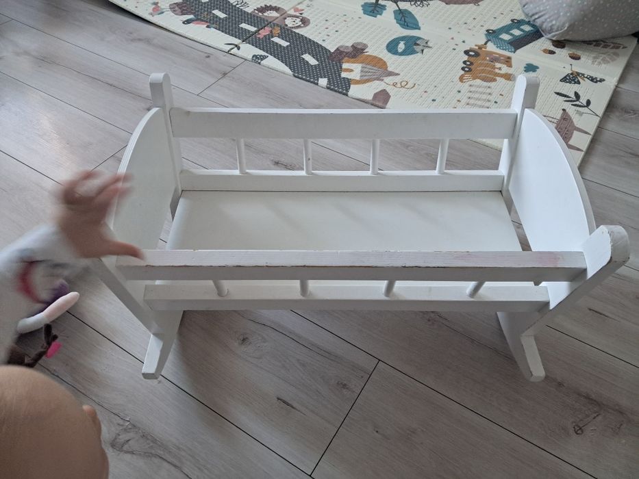 Kołyska drewniana dla lalki