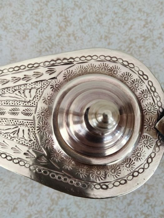 Jarra em latão de artesanato Marroquino e Lâmpada Aladino