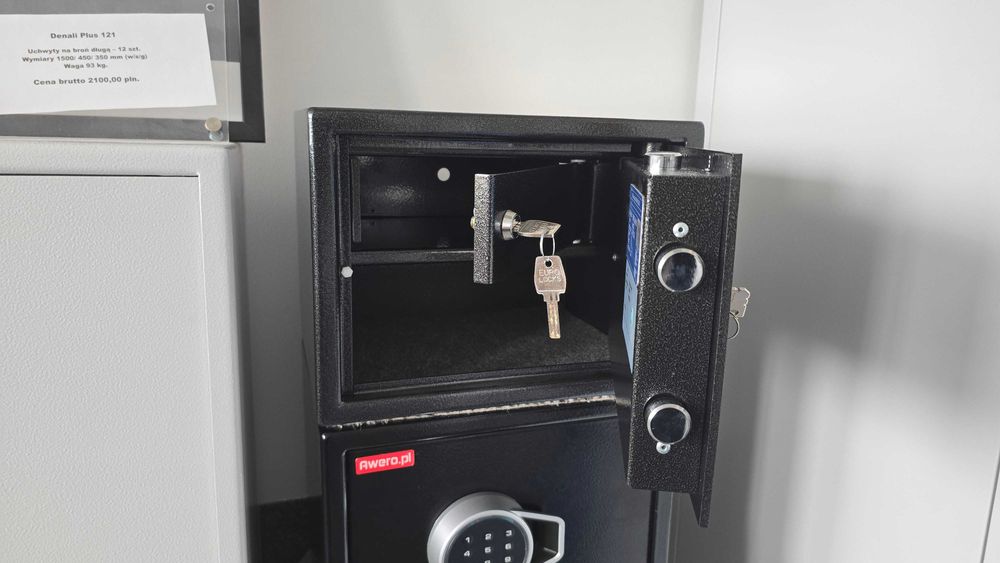 Sejf Denali 250 czerń antyczna - klasa S1 zamek kluczowy plus skrytka