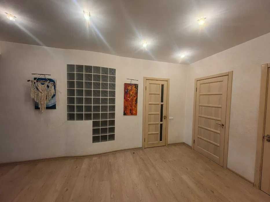 Продам  3к квартиру  115м2 , Левада, Аэрокосмический 43