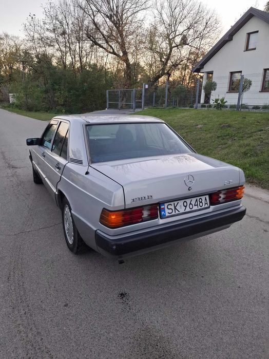 Sprzedam Mercedes 190