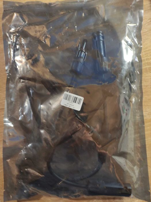 Solar Panel Parallel Mounting Hardware and Connectors64739672314114123