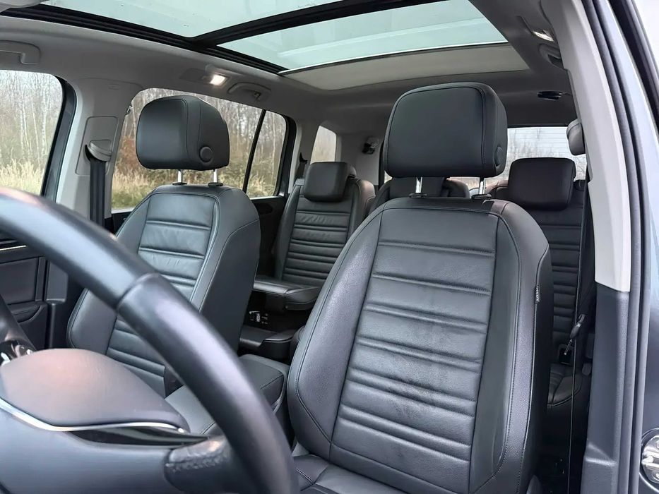 Volkswagen Touran      2019
