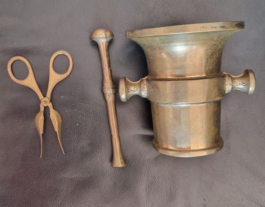 Продам антикваріату ступку з пестикам.