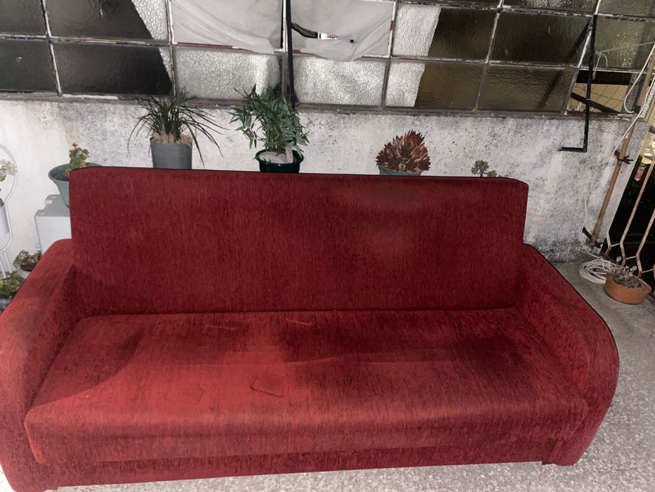 Red Sofa Bed436635920531476482