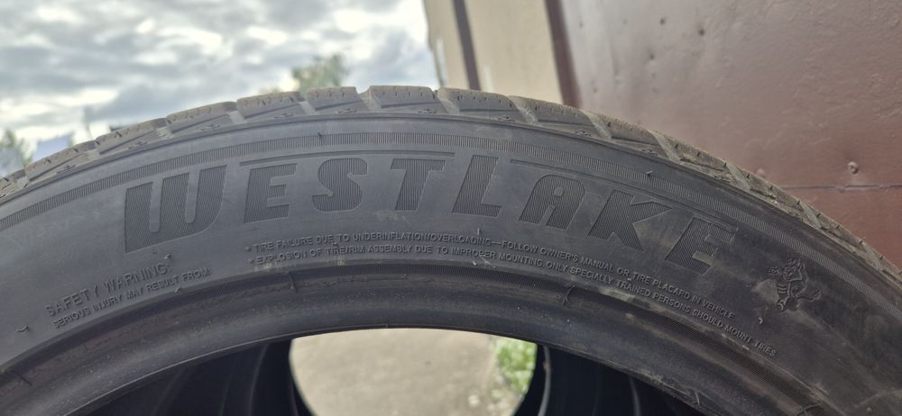 Opony zimowe Westlake 255/45 R20