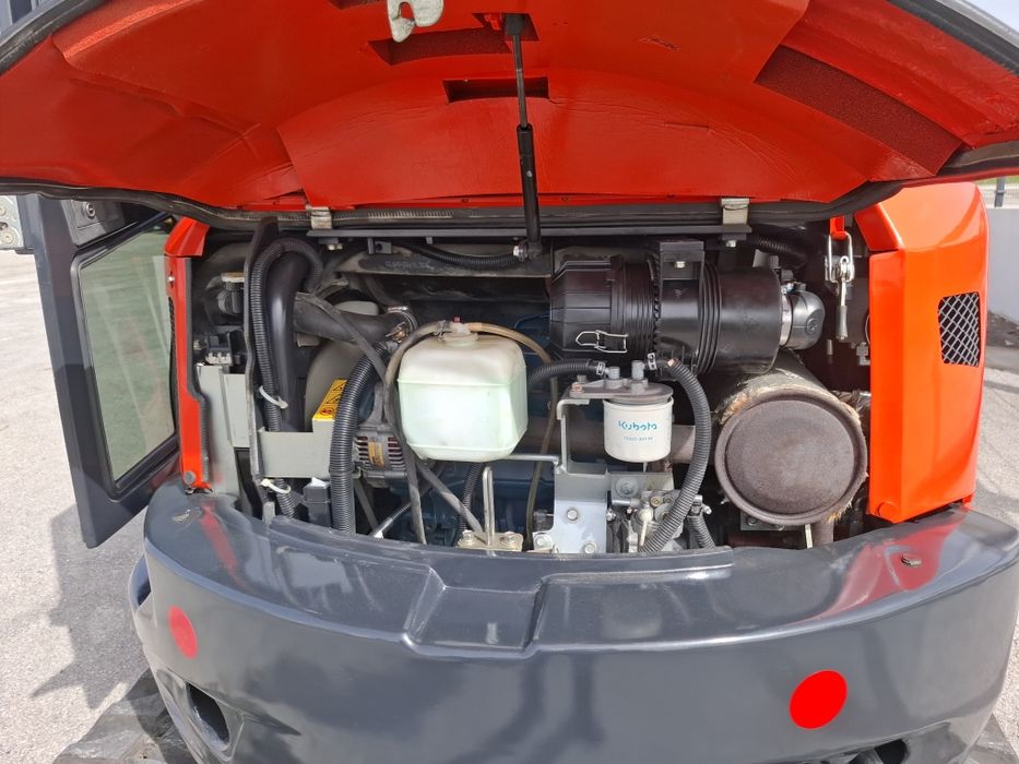 Mini giratória kubota U35