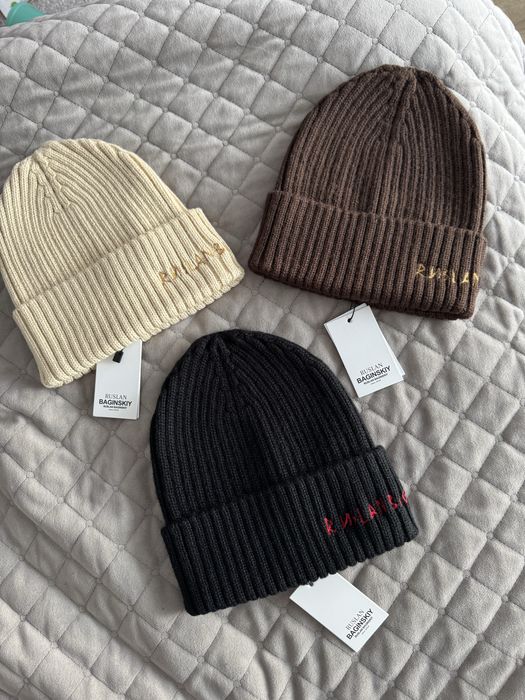 Жіноча шапка Ruslan Baginskiy