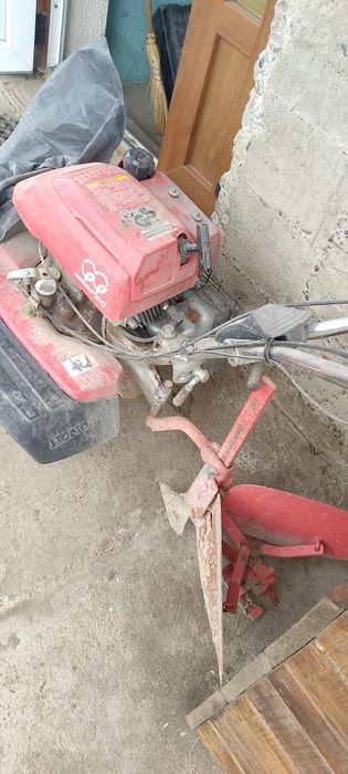 мотоблок хонда чистий японець зі всіма́ навесними