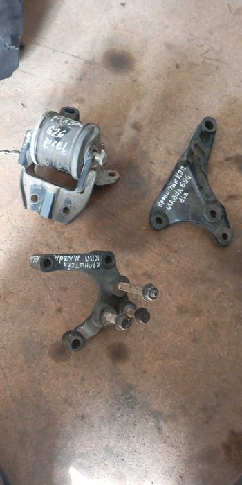 подушка. кронштейн мкпп мазда 626 компрекс дизель 2,0