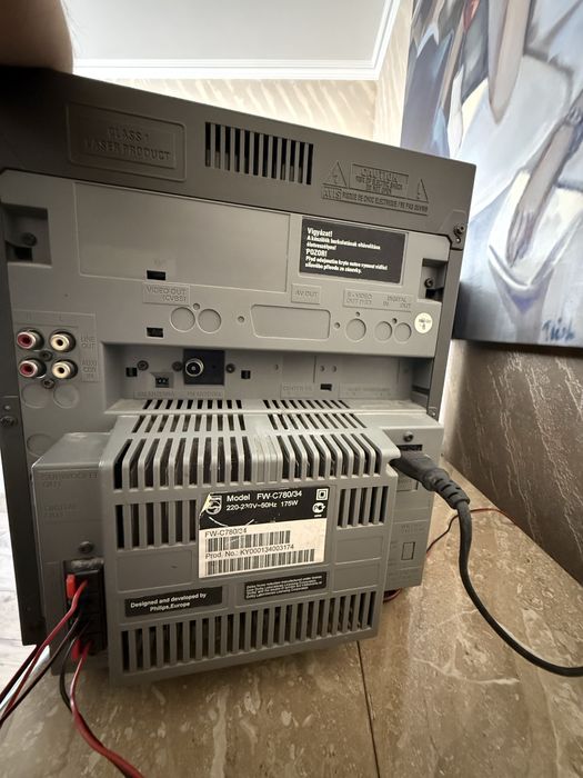 Музичний центр philips FW -C780