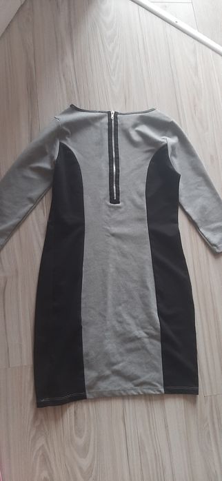 Sukienka szaro czarna