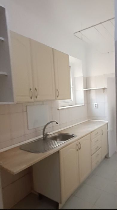 Arrenda-se T2 Renovado