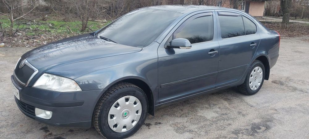 Продам автомобіль Skoda A 5, 2007 року , 1,6   газ- бензин