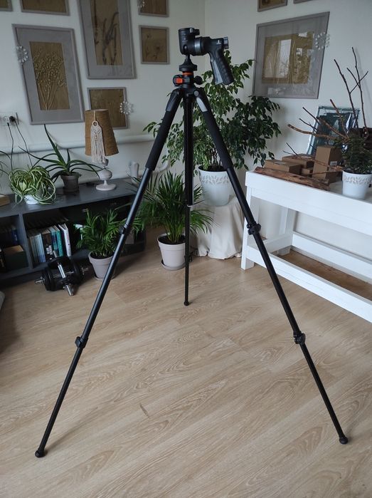 Штатив фото видео Vanguard Alta Pro 263AT
