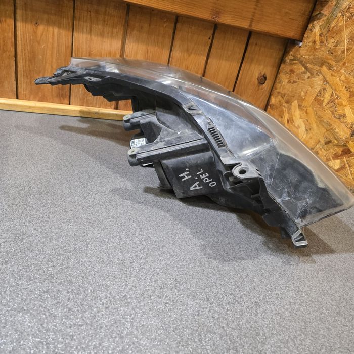 Фари передні Opel Astra H, Орель Астра Н 1EG27037001 1EG27037002