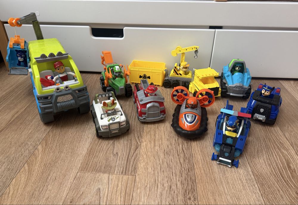 Машинки Щенячій Патруль