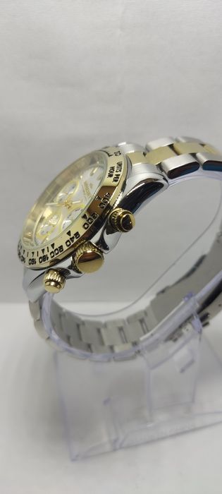 *105*RotorCraft Cargo RC2703 horloge