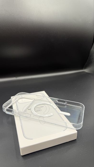 Przezroczysty Magsafe Etui do Iphone 17 Pro Max