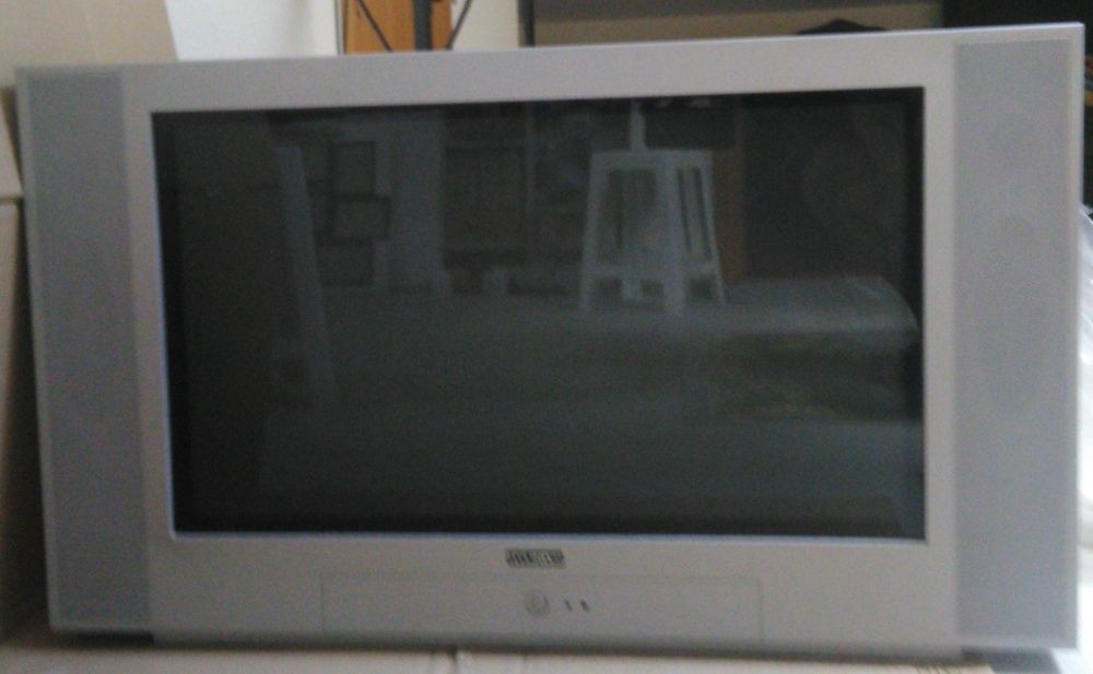 Televisão TV Hyundai usada