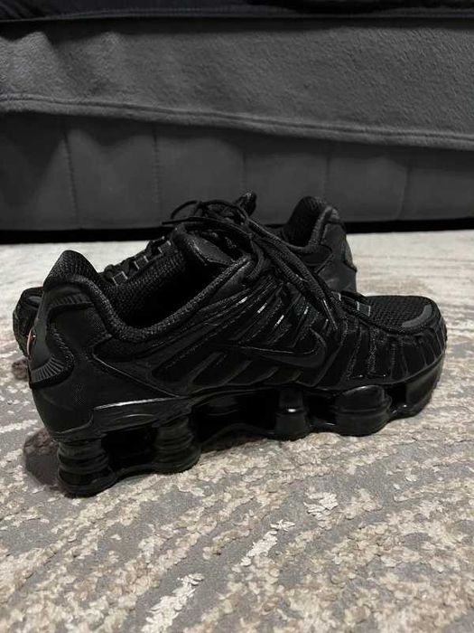 Buty damskieTrampki Nike_Shox_TL_Czarny Rozmiar. 44