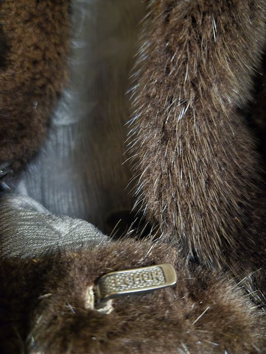 Шуба норкова автоледі (ТРАПЕЦІЯ) 75 см Італія розмір 52