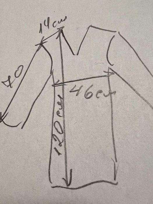 Жіноча мутонова шуба з песцовим коміром