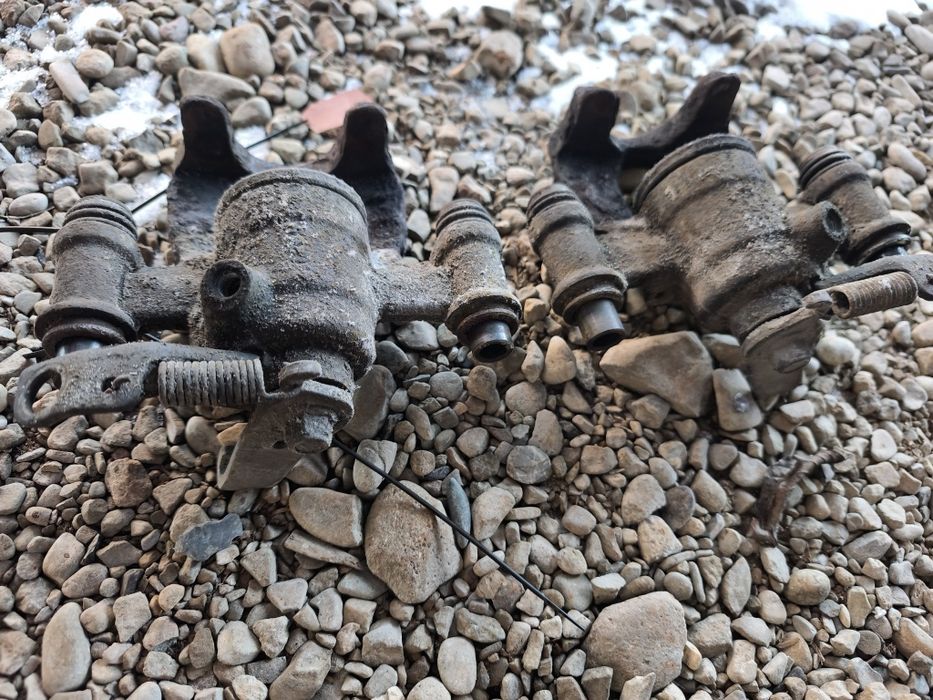 Zaciski hamulcowe Master 3,