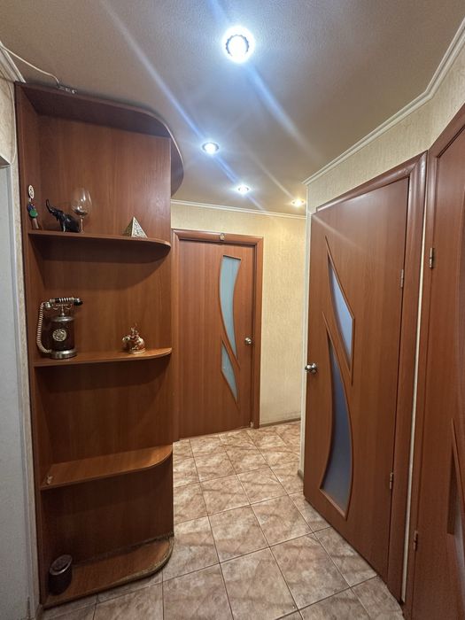 3-кімнатна на Нижньодніпровській 5/5 пов.