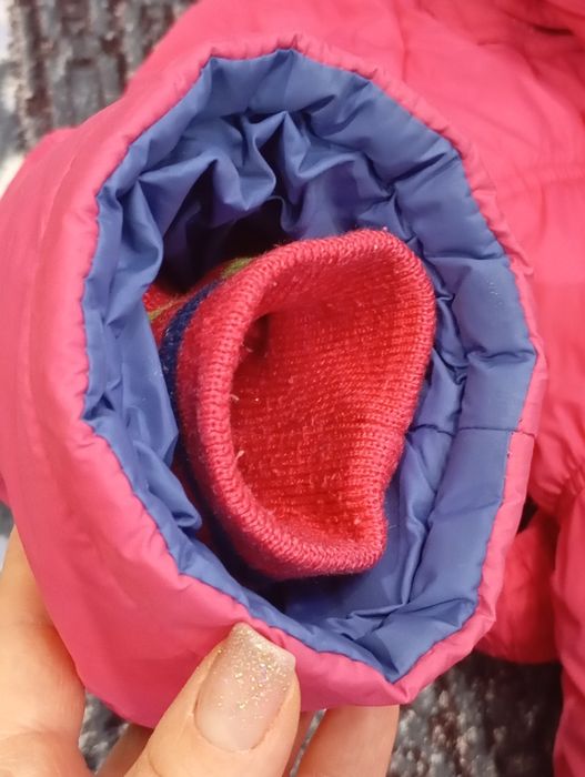 Продам тепленьку зимову курточку, 128 розмір