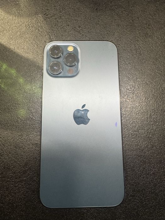Iphone 12 pro max  pacific blue