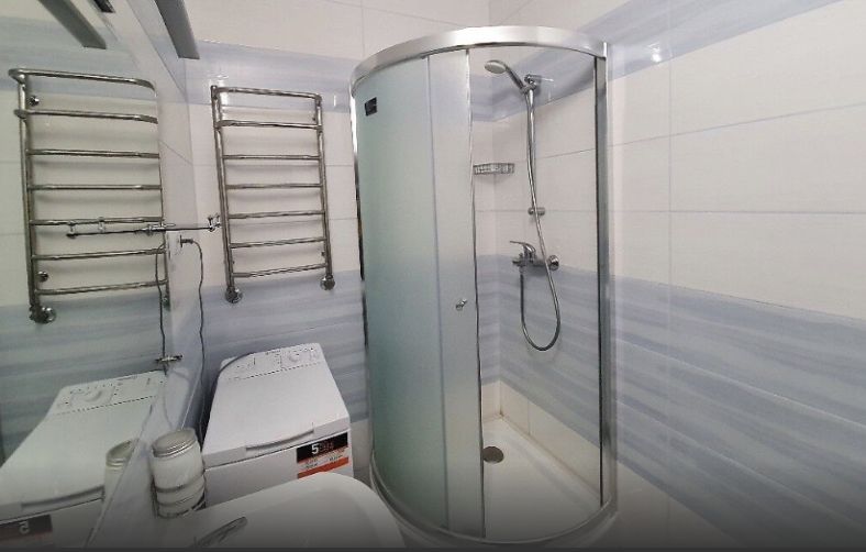 Здана 1 кімнатна квартира з ремонтом!