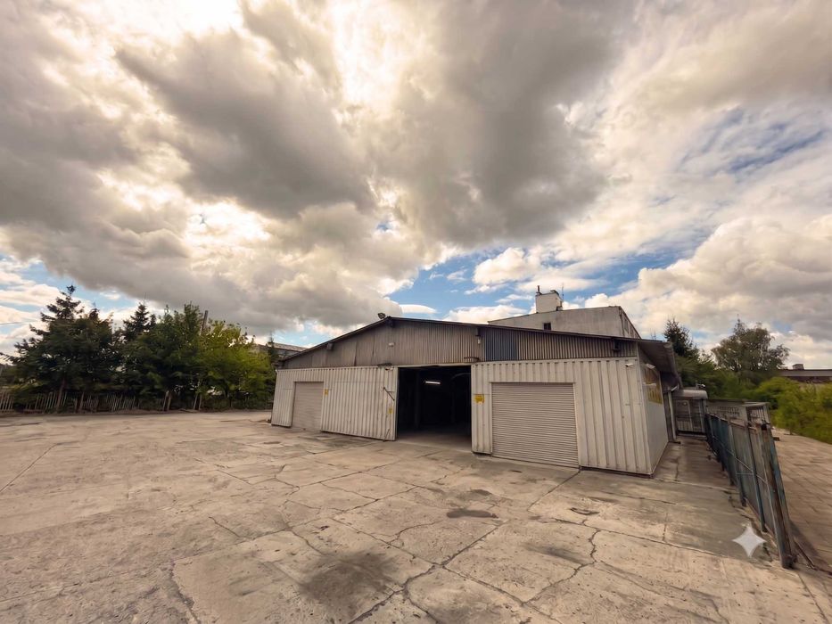 Kompleks komercyjno-przemysłowy ponad 2500 m² w Olsztynie