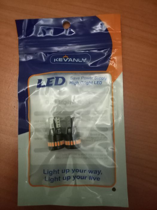 Продаю LED лампочки W5W T10