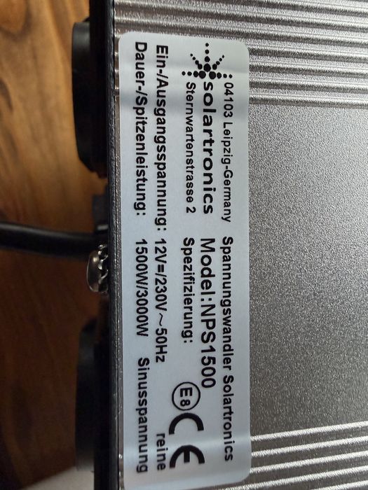 Інвертор SOLARTRONICS 1500 W + два тягових акумулятора 105 та 75 Ah