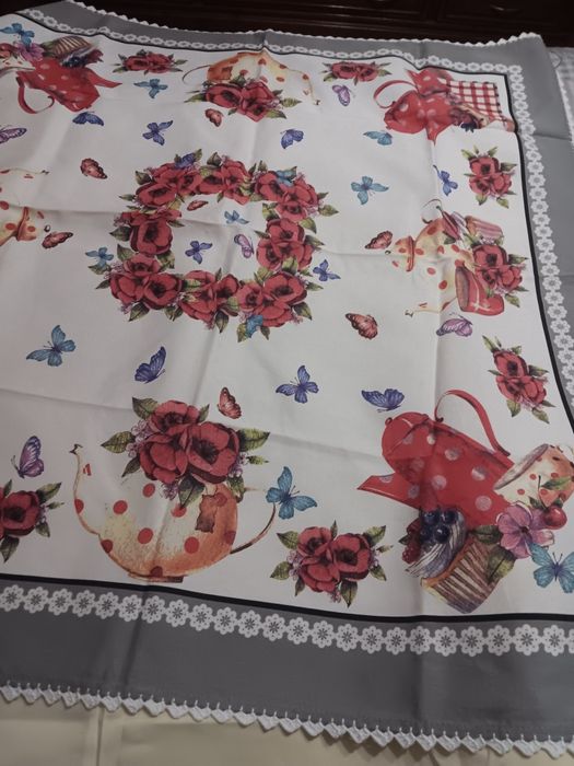 Toalhas com renda feita à mão