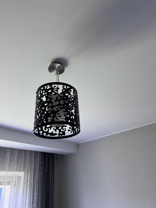 Lampa wisząca.                .