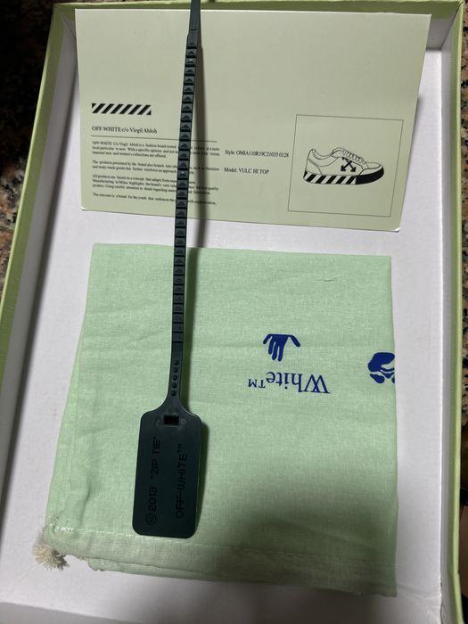 Sapatilhas off-white c/ Virgil Abloh