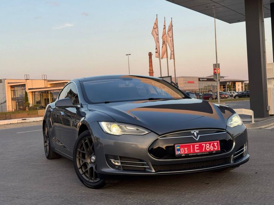 Tesla Model S 85 kWh
