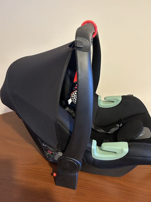 Sprzedam fotelik samochodowy ABC Desing 0-15 miesiąca