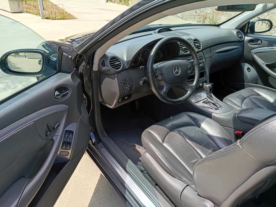 Mercedes CLK 200 Kompressor 2003 com apenas 200.000 kms !